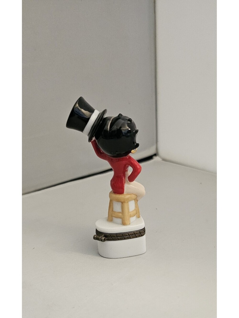 BETTY BOOP Hinge Boc w/ white puppy trinket "Oop-A-Doop" - PHB - Picture 3 of 5